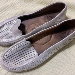 Natural Soul Metallic Gold Perforated Slip-On Loafers